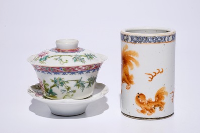 A varied lot of Chinese famille rose and iron red porcelain, 19/20th C.