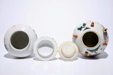 Five Chinese famille rose and verte vases, 19/20th C.