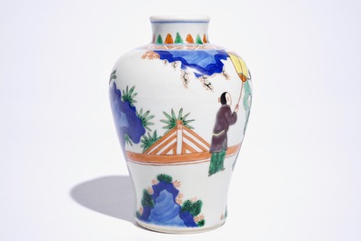 Een Chinese wucai meiping vaas, 19/20e eeuw