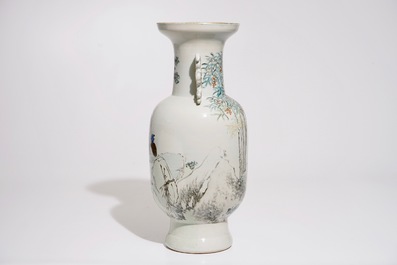 Un vase en porcelaine de Chine qianjiang cai aux joueurs de go, 19/20&egrave;me