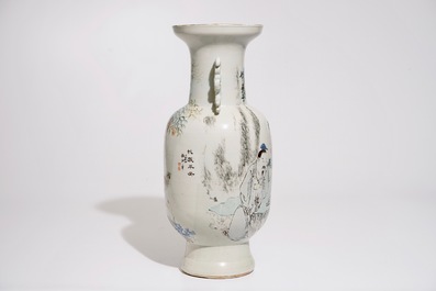 Un vase en porcelaine de Chine qianjiang cai aux joueurs de go, 19/20&egrave;me