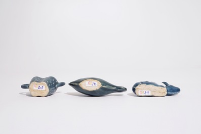 Three Chinese monochrome blue waterdroppers, 19/20th C.