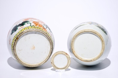 A varied lot of Chinese famille rose and iron red porcelain, 19/20th C.