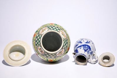 A Chinese blue and white jug, a famille jaune vase and eight plates, 18/19th C.