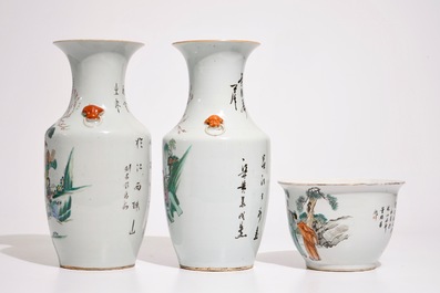 Four Chinese famille rose vases and a qianjiang cai flower pot, 19/20th C.