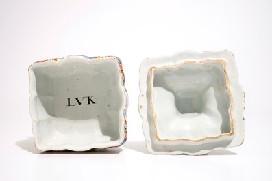 Une bo&icirc;te &agrave; tabac en fa&iuml;ence de Delft polychrome petit feu, 18&egrave;me