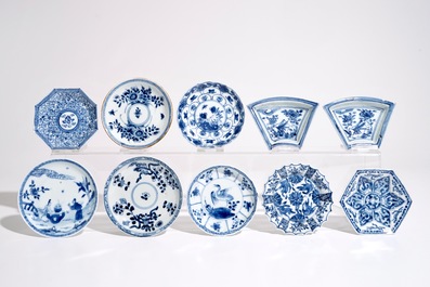 Un lot vari&eacute; en porcelaine de Chine bleu et blanc, Kangxi/Qianlong