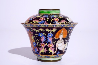 Un bol et son couvercle en porcelaine de Chine Bencharong pour le march&eacute; thai, 19/20&egrave;me