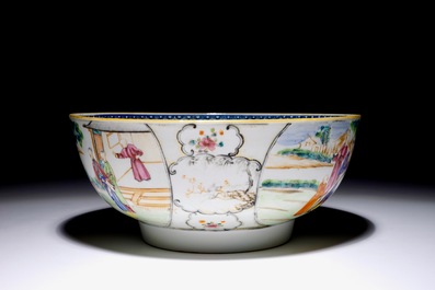 Een Chinese famille rose kom met mandarijns decor, Qianlong