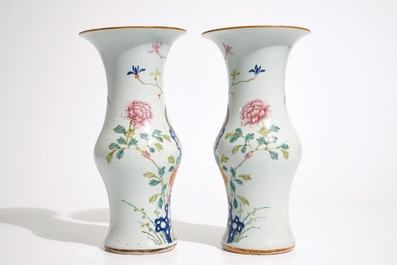 A pair of Chinese famille rose yenyen vases with pheasants, 19th C.