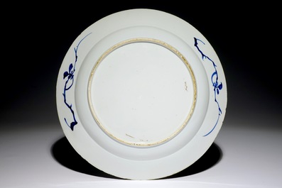 Un plat en porcelaine de Chine bleu et blanc &agrave; d&eacute;cor de "La Romance de la Chambre de l'Ouest", Yongzheng
