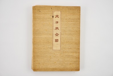Een grote gedrukte kaart van Japan en de eilanden, Meiji, ca. 1900