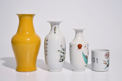 Un lot vari&eacute; en porcelaine de Chine famille rose, verte et monochrome, 19/20&egrave;me