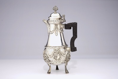 A silver "Egoist" coffee jug with ebony handle, 18/19th C.