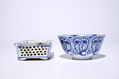 EIght Chinese blue and white plates, a bowl and a jardiniere, 18/19th C.