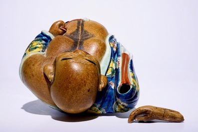 Un mod&egrave;le de Bouddha Hotei en porcelaine Kutani, Meiji, 19&egrave;me