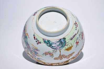 Trois coupes en porcelaine de Chine famille rose &agrave; d&eacute;cor "Feuille de Tabac" et un bol famille rose, Yongzheng/Qianlong