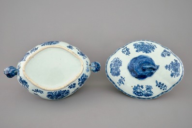 A Chinese blue and white tureen and cover, Qianlong