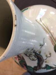 A Chinese famille rose tianqiuping bottle vase with birds among flowers, 19/20th C.