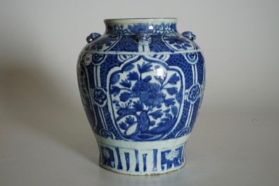 A large Chinese blue and white jar, Ming, Wanli