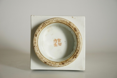 A Chinese square qianjiang cai vase with landscape designs, 20th C.