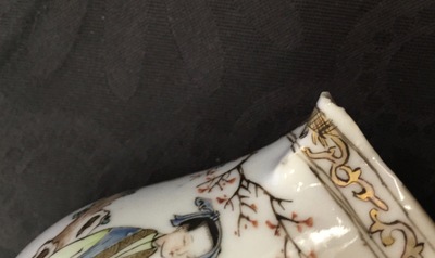A fine Chinese famille rose teapot and matching milk jug, Yongzheng