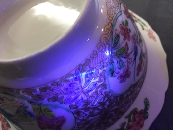 A fine pair of Chinese famille rose bowls and covers, Yongzheng