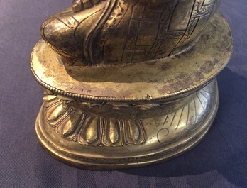 Un mod&egrave;le de Bouddha en bronze dor&eacute;, Chine, 18/19&egrave;me