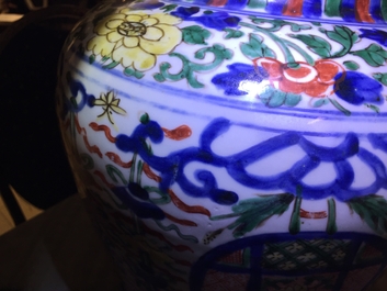 A Chinese Transitional wucai vase with buddhist emblems, Transitional period, Chongzhen/Shunzhi