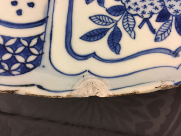 A massive Chinese blue and white kraak porcelain dish with a lion, Ming, Wanli