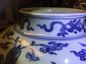 A Chinese blue and white peony scroll vase and cover, Ming, Wanli