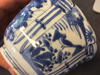 A pair of Chinese blue and white crow cups, Ming, Wanli