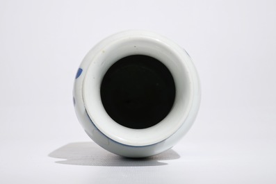 A Chinese blue and white rouleau vase with floral design, Kangxi