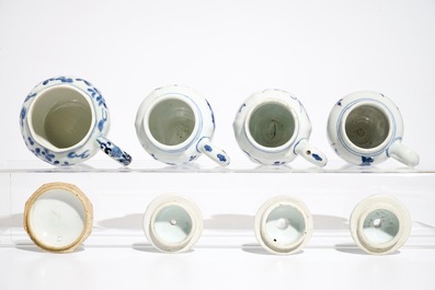 Drie Chinese blauwwitte Hatcher cargo type mosterdpotjes met deksels, Transitie periode