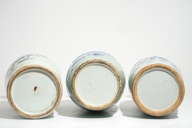 Drie grote Chinese vazen met blauwwit decor op celadon fondkleur, 19e eeuw