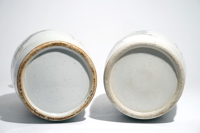 Two tall Chinese qianjiang cai vases, 19/20th C.