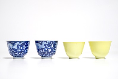 Two pairs of Chinese tea bowls in monochrome yellow and blue and white, 19/20th C.