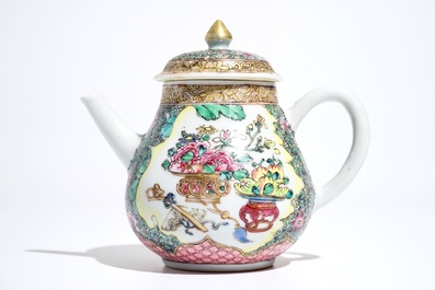A fine Chinese famille rose teapot and cover, Yongzheng
