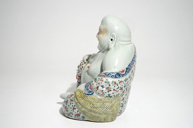 A Chinese famille rose model of Buddha, 19/20th C.
