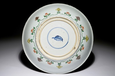 A Chinese famille verte dish with birds among foliage, Kangxi