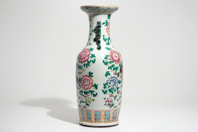 A tall Chinese famille rose vase with hens and roosters, 19th C.