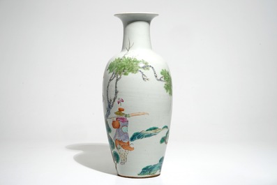 A Chinese famille rose warriors vase, 19th C.
