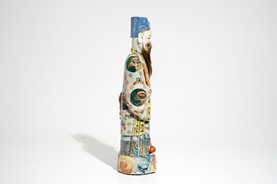 A tall Chinese famille rose figure of an immortal, 19th C.