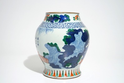 A Chinese olive-shaped wucai vase with figures, 19th C.