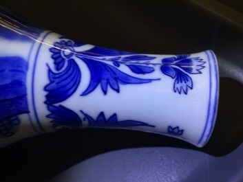 A Chinese blue and white double gourd vase with scholars, Transitional period, Chongzhen