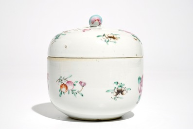 A Chinese famille rose box and cover with floral design, Qianlong
