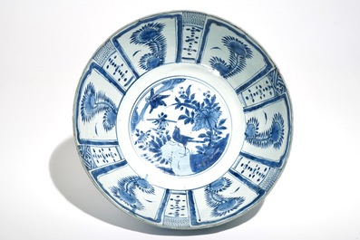 A large Chinese blue and white kraak porcelain bowl with floral design, Wanli
