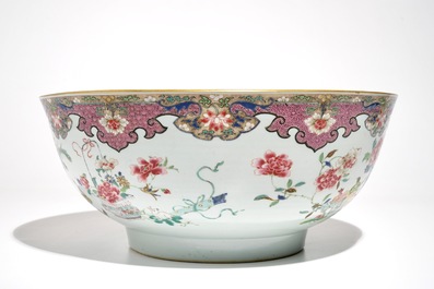 A large Chinese famille rose bowl with antiquities design, Yongzheng