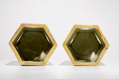 Two Chinese famille rose reticulated hexagonal hat stands, 19th C.