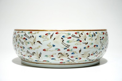 A Chinese famille rose basin with cranes, Guangxu mark, 20th C.